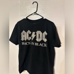 Black ACDC shirt size L